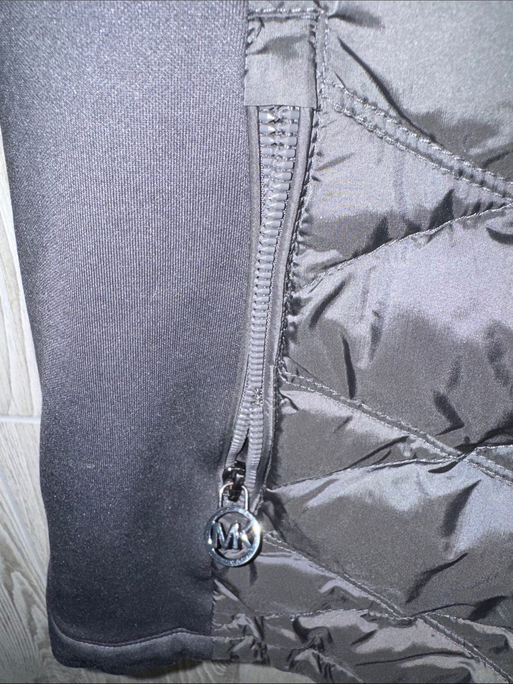 Michael Kors Black/Charcoal Gray packable Quilted Hooded Vest - Picture 5 of 6
